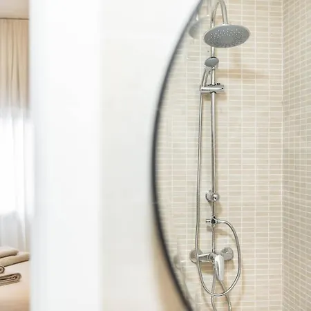 Chic Intimate In The Heart Of By Rems *