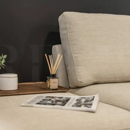 Chic Intimate In The Heart Of By Rems *