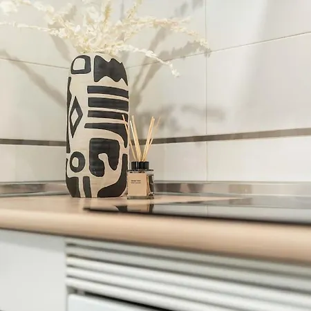 Chic Intimate In The Heart Of By Rems Apartmán Màlaga