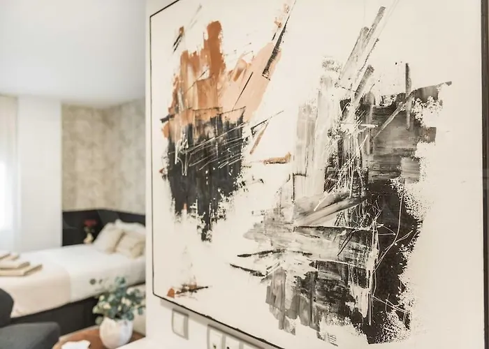 Chic Intimate In The Heart Of By Rems Málaga